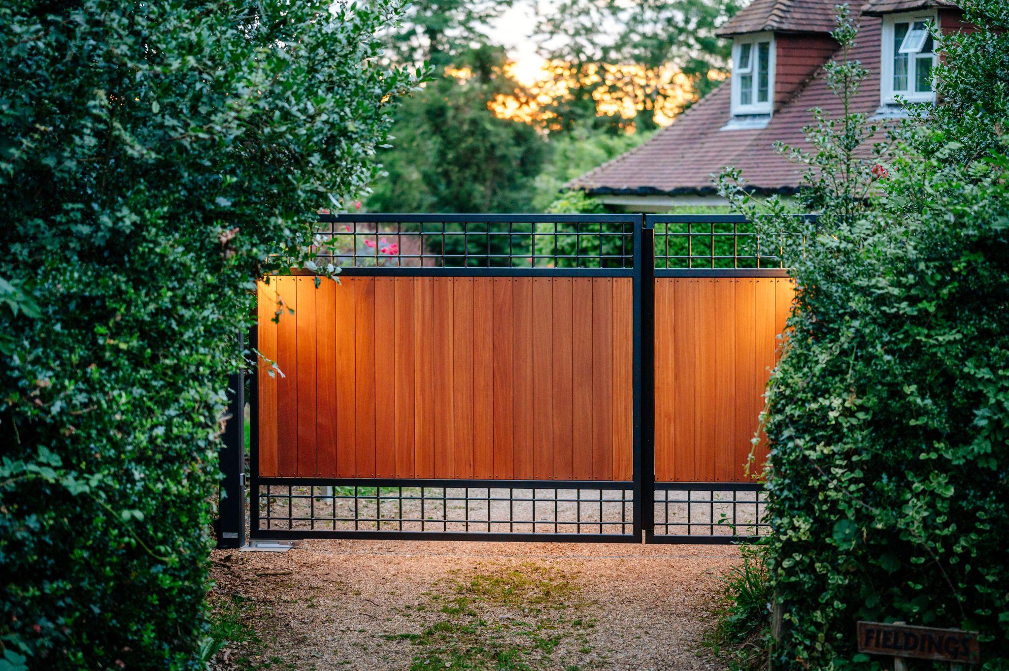 Lindfield electric gates — made to measure, installed in Sussex